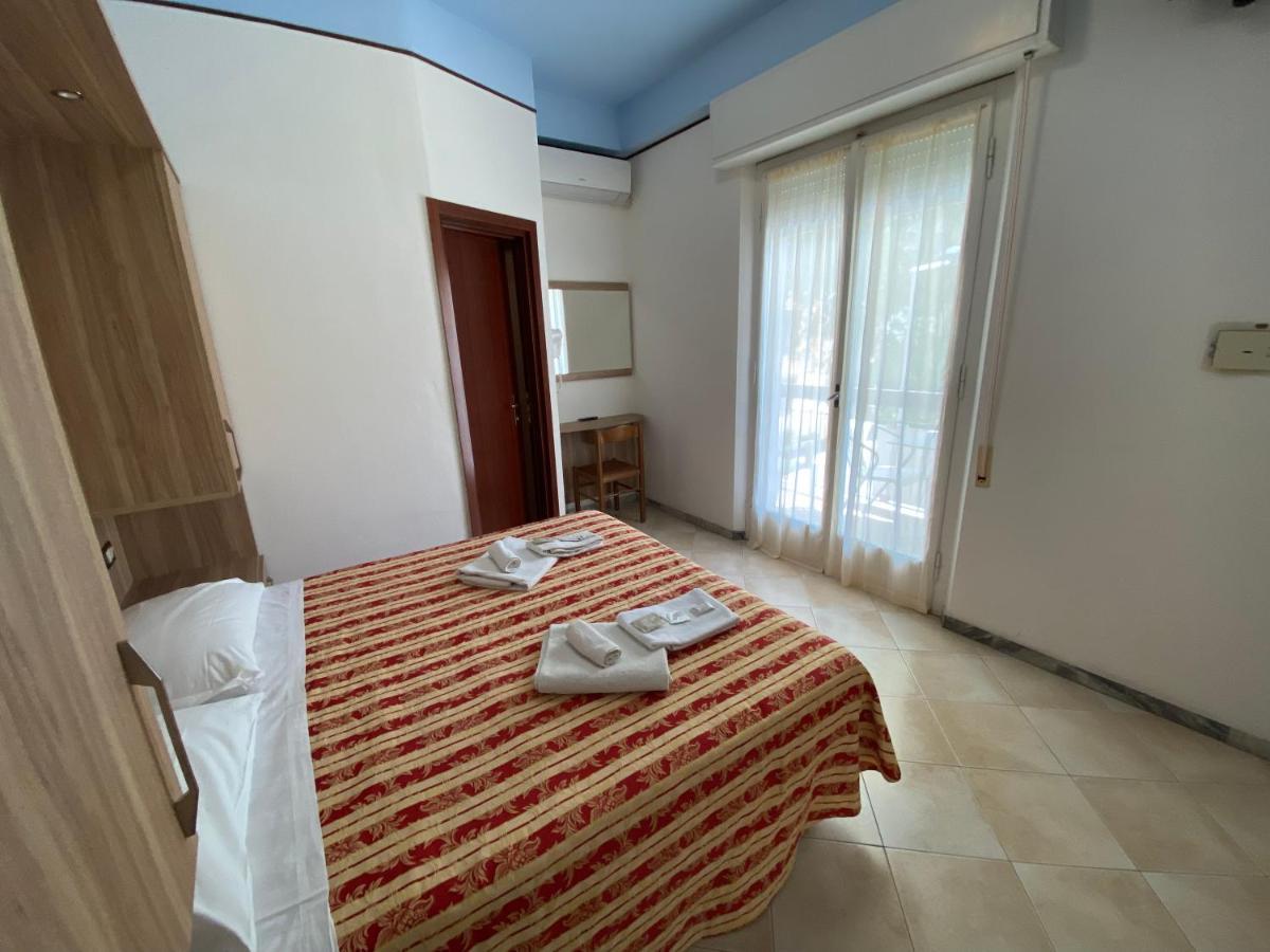 Nanni Garni 2* Rimini