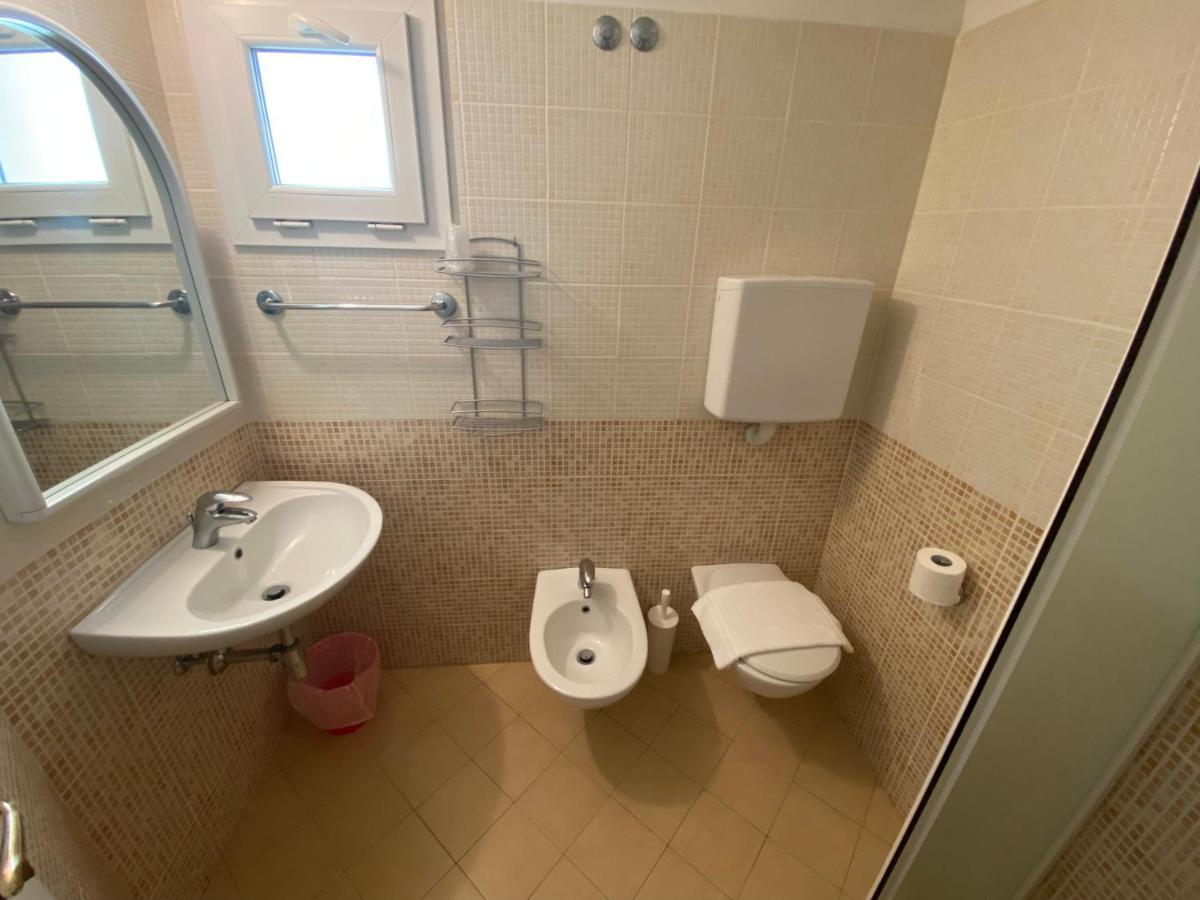 Nanni Garni Bed & Breakfast